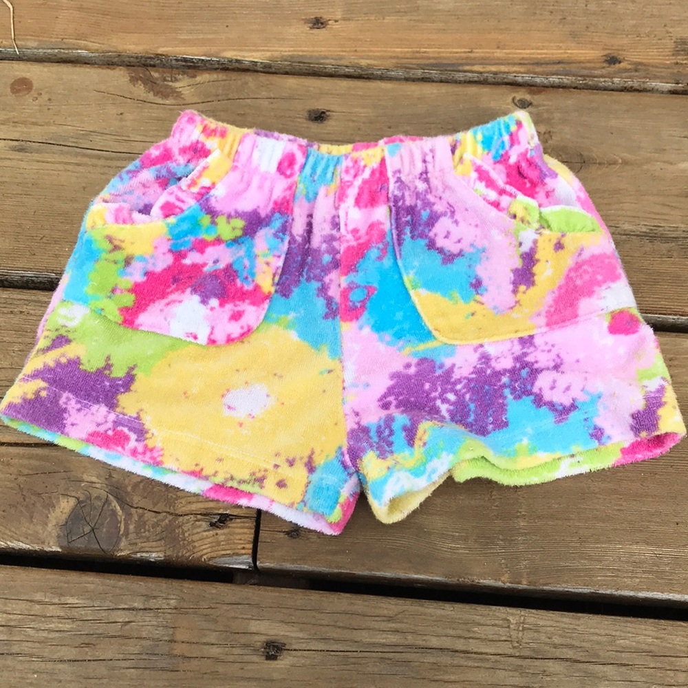 Short tie dye
